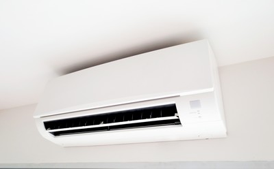 Chantier de installation d’un système de climatisation