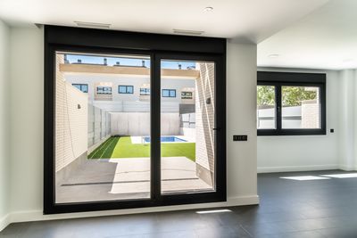Chantier de une fenêtre sur mesure