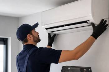 Comment installer un climatiseur mural ? — guide travaux RenoMigo