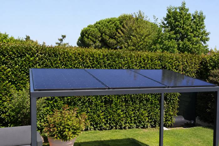 Bien choisir son kit solaire photovoltaïque — illustration RenoMigo