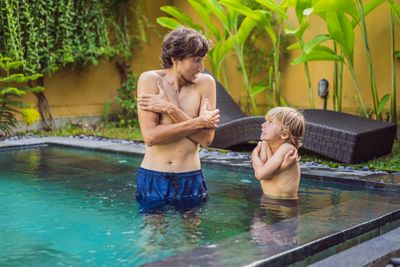 Chantier de un chauffage pour piscine