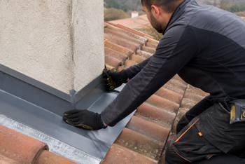 Quel prix pour la pose d’un solin sur toiture ? — guide travaux RenoMigo
