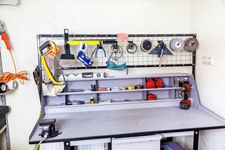 Comment choisir un établi ? : conseils et prix des travaux