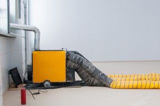 Comment choisir un chauffage de chantier ? — guide RenoMigo Comment choisir un chauffage de chantier ? : conseils et prix des travaux
