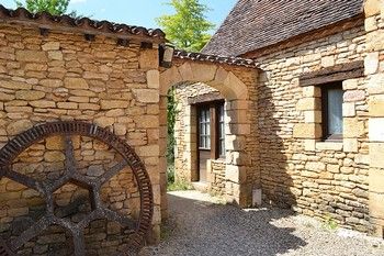 Mur en pierre : comment les isoler ? : conseils et prix des travaux
